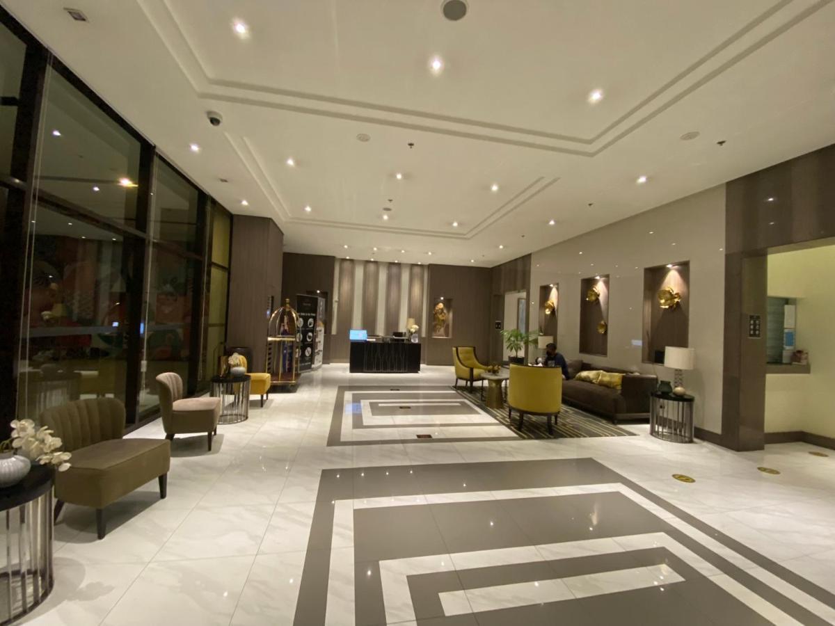 Cozyvilla At 81 Newport Blvd Walk To Naia T3 Marriott & Resorts World Casino & Newport Mall For 5 Pax Free Parking!!!! Pasay Exteriér fotografie